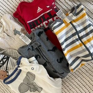 LOT OF 6 BABY BOY SIZE 0-3 MONTHS LONG SLEEVE ONE PIECE OUTFITS
